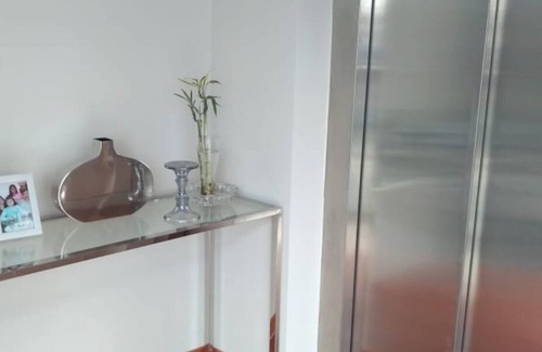 Surquillo Casa | Casa de huéspedes - Ascensor directamente al apartamento