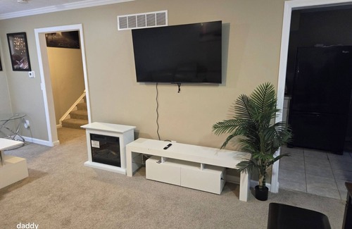 Reynoldsburg Casa | GUEST-HOUSE # 3: Charming 3-bedroom house in lovely Reynoldsburg
