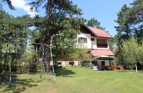 Kremna Casa | Guest House 3M