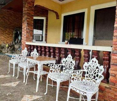Tayabas City Apartamento | GUEST HOUSE at Tayabas Quezon!