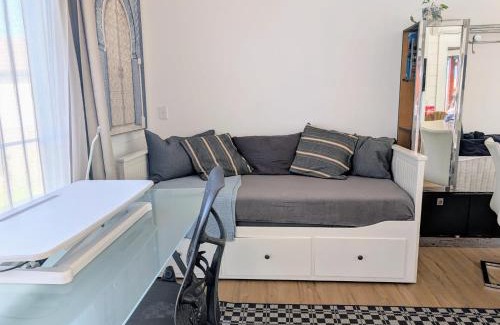 Ermington Casa | Guest House