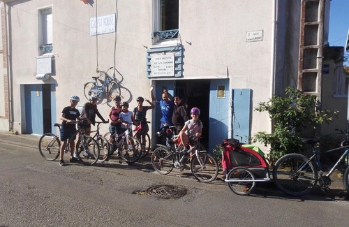 Paimboeuf Casa | GUEST HOUSE groupe et Famille
