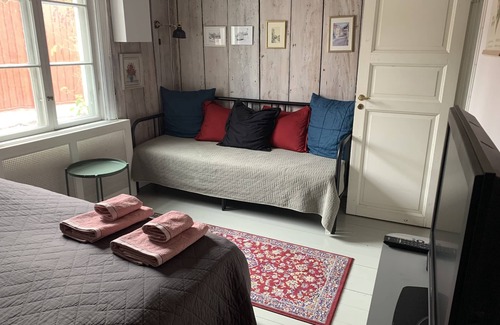 Strangnas Casa | Guest house Gyllenhjelmsgatan en el centro de Strängnäs al lado de la Catedral
