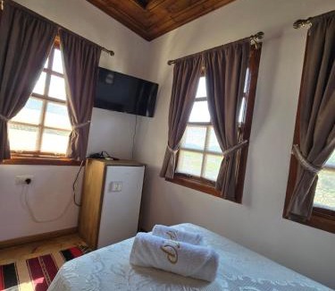 Berat Hotel | Guest House J.Prifti