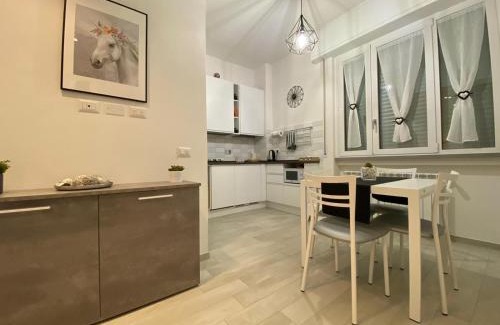 Coverciano Apartamento | GUEST HOUSE KINGA