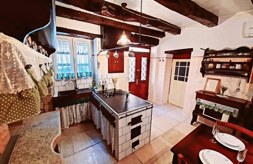 Koper Casa | Casa de huéspedes "NOSTALGIA"