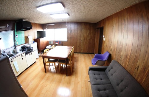 Omihachiman Casa | Una casa privada en Oga Hachiman, Shiga, con hermosas calles antiguas.Conveniente ubicación con varios lugares de interés turístico a poca distancia.