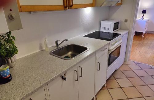 Naestved Apartamento | Guest house on farm in small village