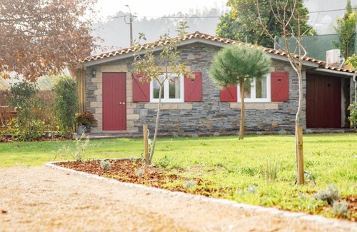 Penafiel Casa | Guest House - Quinta da Giesteira quiet Country House with private outdoor spa in Penafiel, Oporto