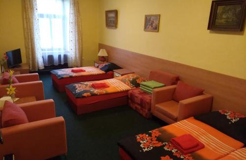 Slatinany Casa | Guest House U Zámku