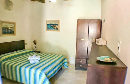 Torre delle Stelle Casa | Guest House Villa Verde - Short Term Room Rentals