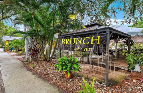 Gulfport Casa | GUEST HOUSE w/ PRIVATE ENTRANCE & PATIO for rent in Gulfport, FL