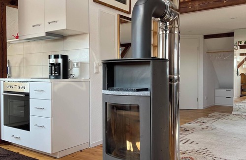 Kloster Lehnin Casa | Casa de huéspedes 'Westfälischer Hof - Loft' con jardín y Wi-Fi
