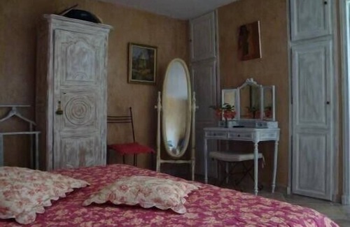 Puget Casa | Casa de huéspedes independiente con piscina en el parque luberon