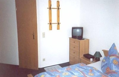 Coschuetz Apartamento | Guest room on the ground floor in the south of Dresden
