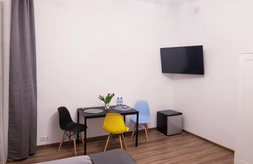 Kielce Casa | Guest Room RÓWNA