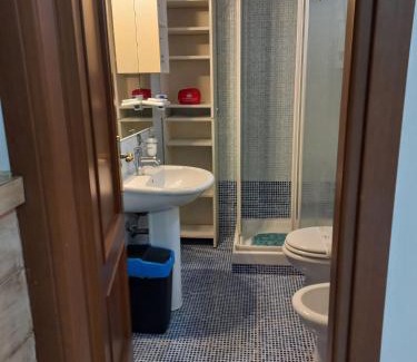 Zona XXX Castel Fusano Casa | Guest room ‘’Sottocoperta’