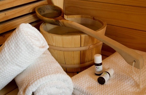 Noyant-et-Aconin Casa | HABITACIONES DE HUÉSPEDES CON SPA PRIVADO! Piscina cubierta climatizada Sauna Hammam