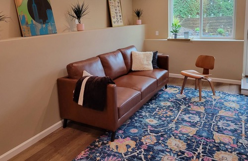 Clarendon Heights Apartamento | Guest suite near majestic Twin Peaks