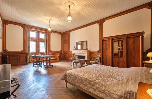 Saint-Geoire-en-Valdaine Casa | Casa de huéspedes 'Habitación 1 - La Suite De La Marquise' con terraza y jardín compartidos