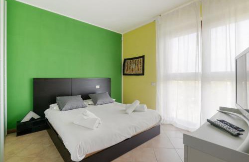 Milan Apartamento | GuestHost - Bisceglie M1 Balcony Apartment