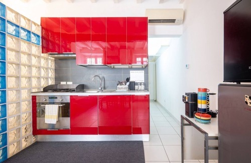 Parma City Centre Apartamento | GuestHost - Bright and Central Apartment in Parma