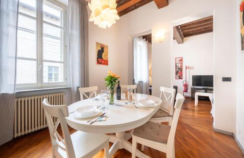 Oltretorrente Apartamento | GuestHost - Central Shiny Apartment x3!
