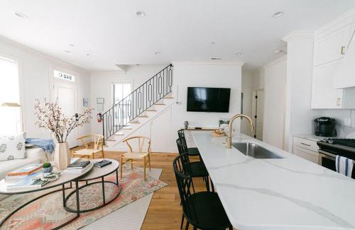 Cannonborough Elliotborough Casa | Guesthouse Charleston WEST 242 B and C