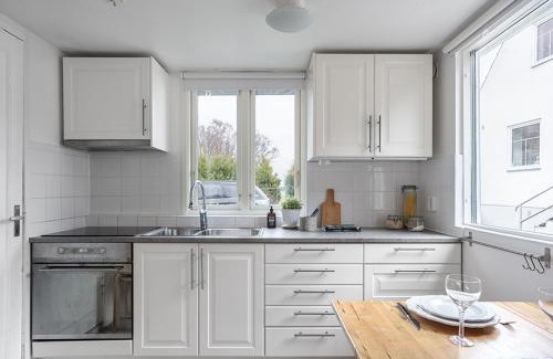Hollviken Casa | Guesthouse close to the beaches in Höllviken