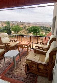 At-Tafilah Casa | Guesthouse King's Road Tafilah