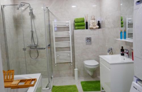 Karlovo Casa | GUESTHOUSE MARIA/КЪЩА ЗА ГОСТИ МАРИЯ/GÄSTEHAUS MARIA
