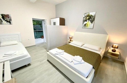 Dhermi Casa | Guesthouse Riviera "XH&M" Dhermi