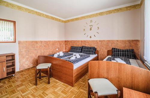 Trnovska Casa | Guesthouse Siva Čaplja