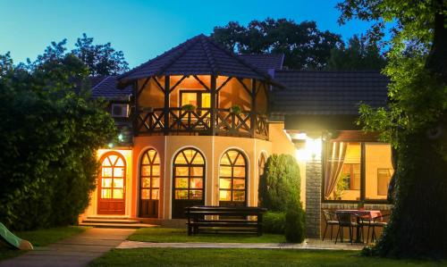 Palic Casa | Guesthouse Villa Elizabet
