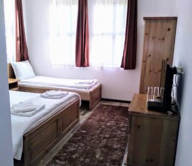Melnik Casa | Guesthouse White Margarit