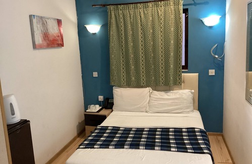 Is-Salina Cama Y Desayuno | guesthouse with pool with AC and WiFi in fabulous Naxxar/Qawra