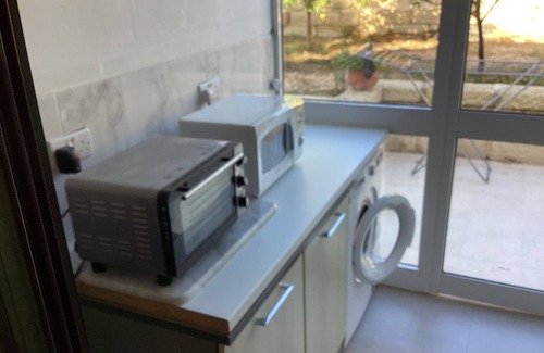 Is-Salina Cama Y Desayuno | guesthouse with pool with AC and WiFi in fabulous Naxxar/Qawra