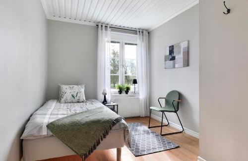 Pitea Municipality Apartamento | Guestly Homes - 4BR Charming Apartment