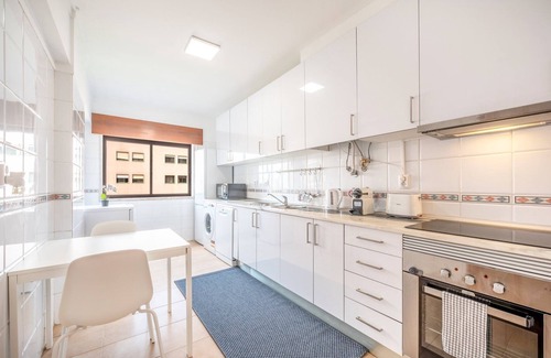 Carvoeira Apartamento | GuestReady - Agualva Comfort