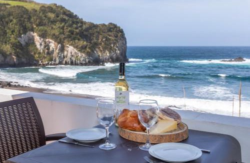 Ribeira Grande Casa | GuestReady - Beachfront Casa da Praia