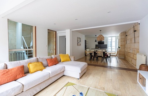 Chartrons Apartamento | GuestReady - Bonito apartamento en Chartrons para 8 personas
