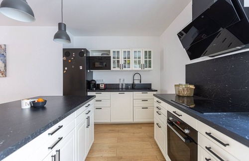 Chartrons Apartamento | GuestReady - Bonito apartamento en Chartrons para 8 personas