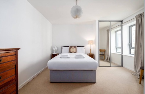 Bow Apartamento | GuestReady - Bow luxury haven