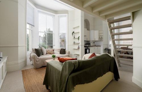 Chiswick Riverside Apartamento | GuestReady - Charming Loft Apartment in Chiswick