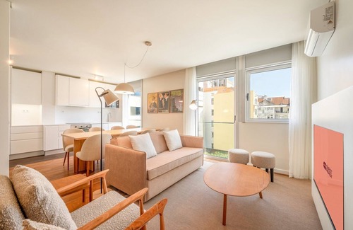 Lisbon Old Town Apartamento | GuestReady - Elias Garcia 5A