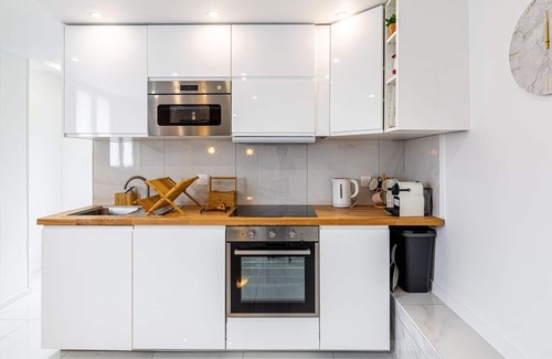 Plateau - Mont-Valerien Apartamento | GuestReady - Emerald serenity in Nanterre