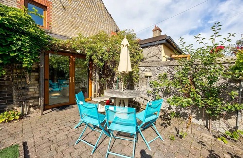 Dublin Apartamento | GuestReady - Preciosa casa con jardín en Dublín