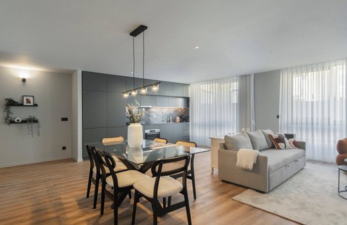 Mafamude Apartamento | GuestReady - Elegancia moderna en Gaia