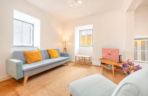 Almocageme Casa | GuestReady - Romantic nook in Adraga