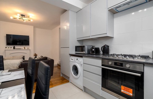 Brixton Hill Casa | GuestReady - Tranquil Brixton Hill Retreat